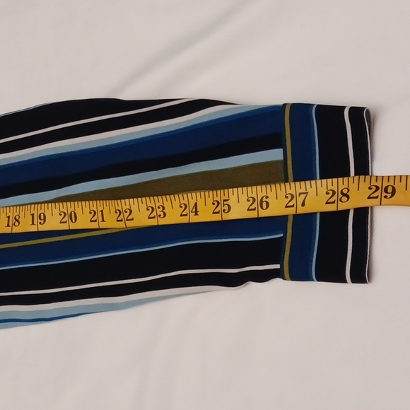 Chaus & CO size 12 women's button-up shirt with long sleeves in stripes colors. - Picture 14 of 17